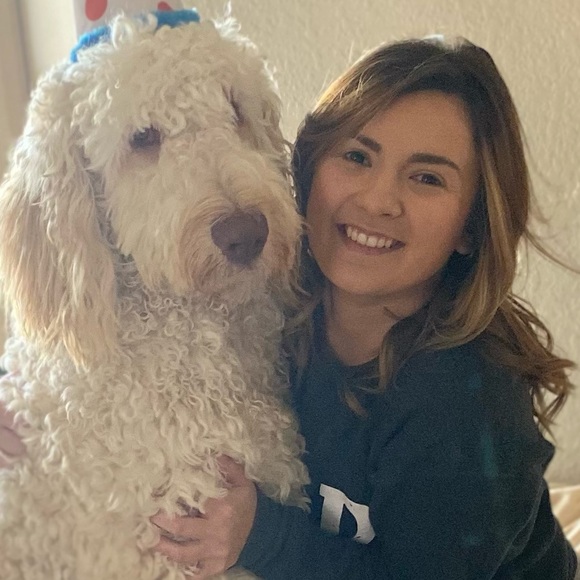 Meet your Posher, Myriah - Picture 1 of 1